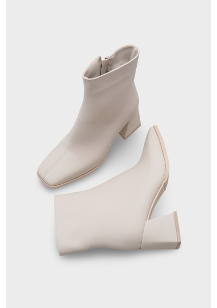 Celine Kadın Bot fırsatları