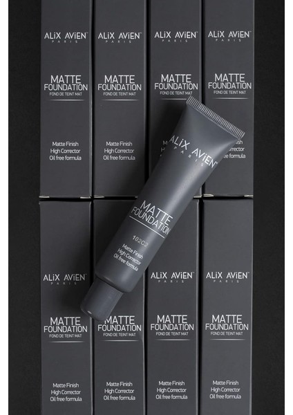 Alıx Avıen Uzun Süre Kalıcı Doğal Mat Bitişli E Vitamini Içeren Mat Fondöten - Matte Foundation 403 Fair Sand