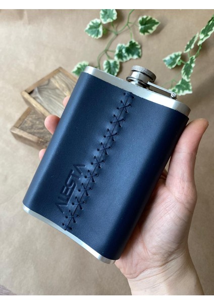 (Isim Yazıyoruz) El Dikişi Deri Kaplamalı Çelik Viski Kanyak Içki Matarası ve Huni - 9oz 266ML fiyatları