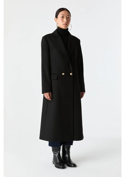 Cepli Düz Kesim Palto indirimleri