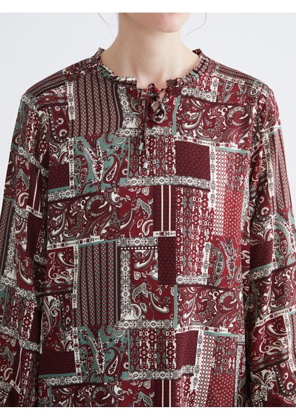 Yeni Sezon Bağlamalı Yaka Desenli Bluz modelleri