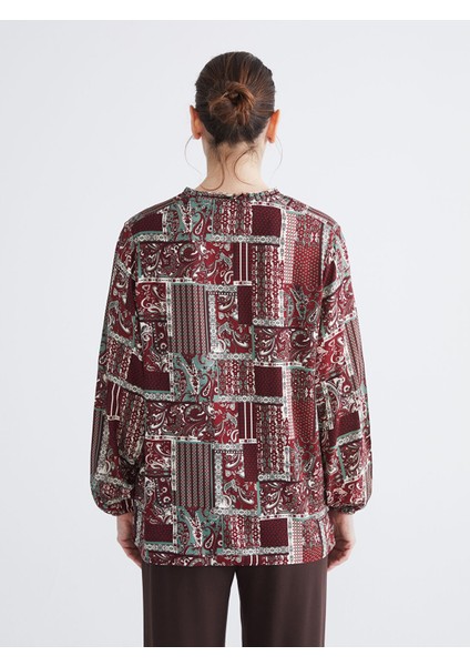 Yeni Sezon Bağlamalı Yaka Desenli Bluz fırsatları