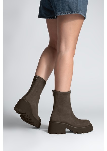 Kadın Arkadan Fermuarlı Acı Kahve Kalın Topuklu Günlük Bot Lofani Kahve Süet