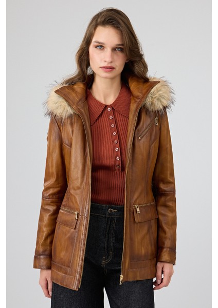 Donatella Kadın Camel Kemerli Kapüşonlu Deri Kaban 25WGE5326NC fırsatları