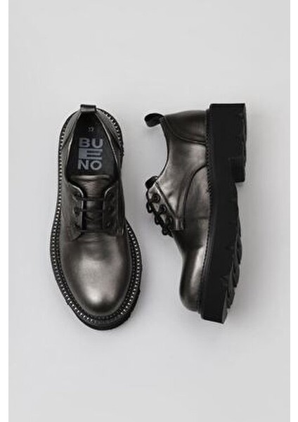 Gümüş Deri Kadın Klasik Ayakkabı Kısa Topuklu Poliüretan Tabanlı