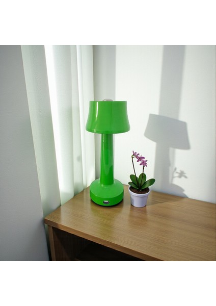 Dokunmatik Metal Masa Lambası fiyatları