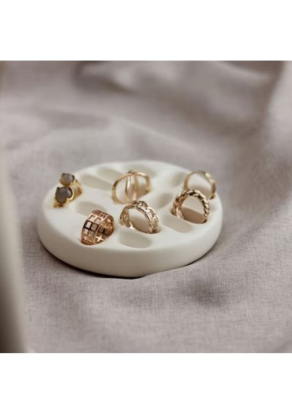 Modaevimde Yuvarlak Çok Gözlü Yüzük ve Takı Standı modelleri