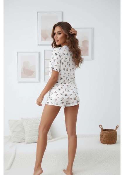 Baskılı Kısa Kollu Şortlu Pijama Takımı modelleri