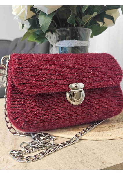 El Yapımı Bordo Kanvas Plastik Üzeri Işlemeli Zincir Askılı Çanta modelleri