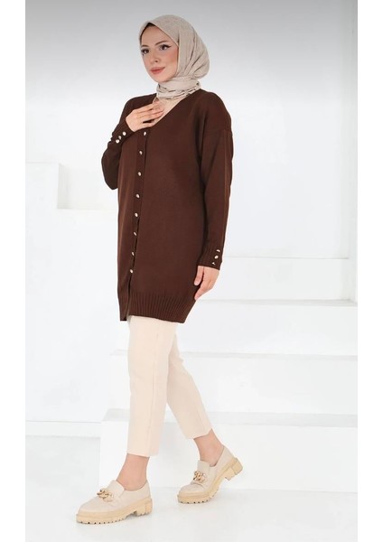 Kol Manşeti Düğmeli Hırka