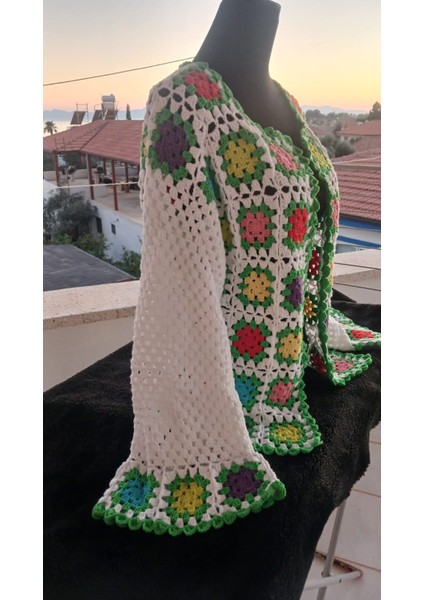 Yeşil Beyaz Çok Renkli Handmade Koton Hırka-Canlı Renkli Çiçek Motifli Koton Tığ Işi Salaş Hırka fırsatları