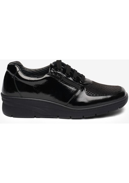 Kadın Siyah Rugan Hakiki Deri Comfort Ayakkabı 5K2FA59327