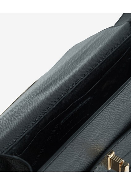 Kadın Siyah Çapraz Çanta 5K2CN69786 fırsatları