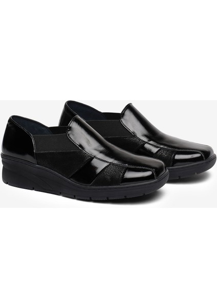 Kadın Siyah Rugan Hakiki Deri Comfort Ayakkabı 5K2FA59326 modelleri