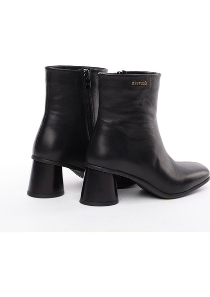Kadın Siyah Hakiki Deri Bot 5K2DB34504 fırsatları