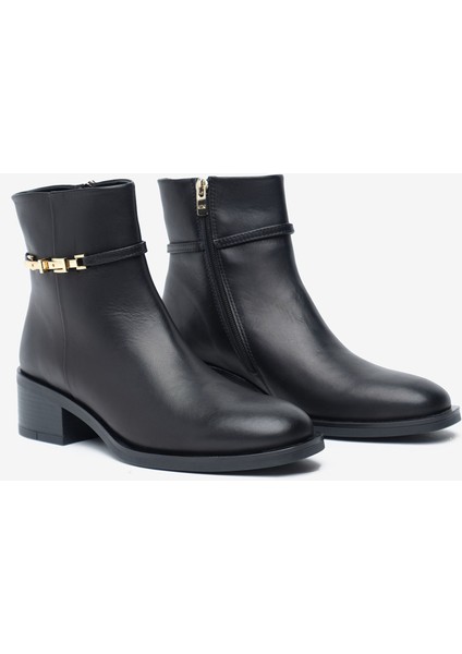 Kadın Siyah Hakiki Deri Topuklu Bot 5K2DB35191