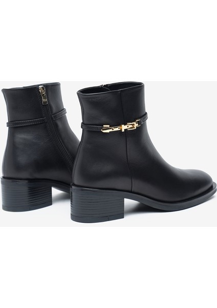 Kadın Siyah Hakiki Deri Topuklu Bot 5K2DB35191