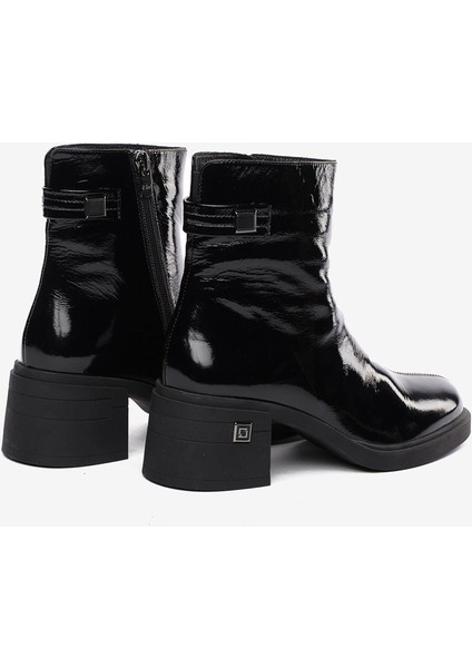 Kadın Siyah Rugan Hakiki Deri Topuklu Bot 5K2WB59126 fırsatları