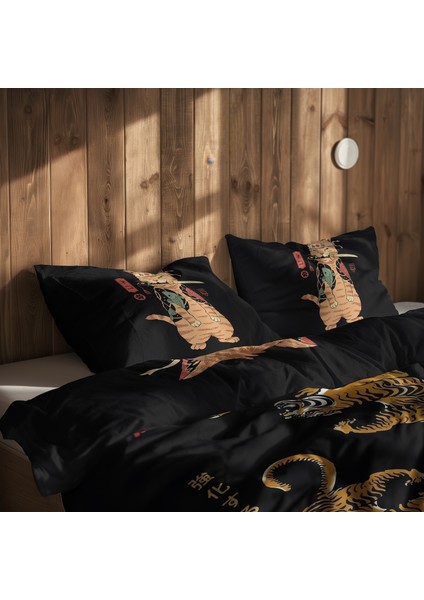 Twin Tigers & Catana: The Last Stand Çift Taraflı Nevresim Takımı - 200 cm x 220 cm