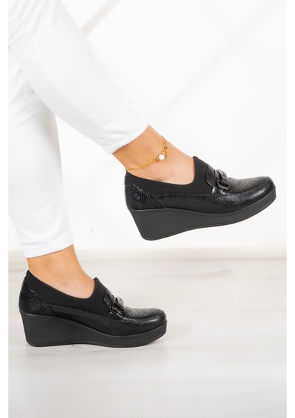 Catherine Siyah Yılan Hakiki Dana Derisi Dolgu Topuklu Streç Günlük Ayakkabı