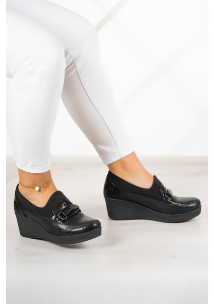 Catherine Siyah Yılan Hakiki Dana Derisi Dolgu Topuklu Streç Günlük Ayakkabı