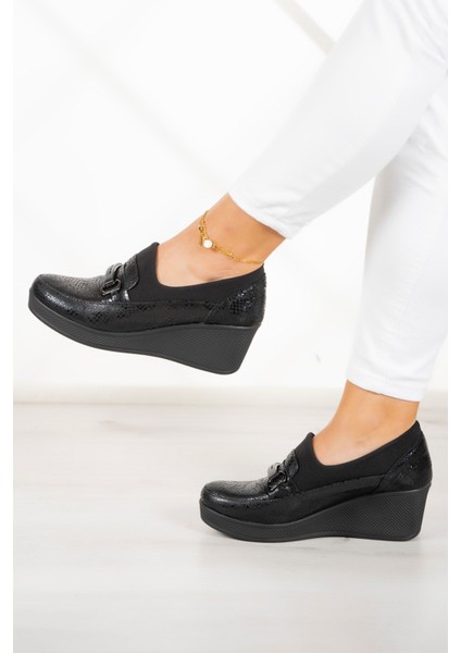 Catherine Siyah Yılan Hakiki Dana Derisi Dolgu Topuklu Streç Günlük Ayakkabı