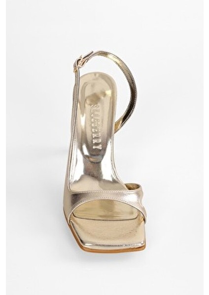 Kadın Parlak Topuklu Ayakkabı Şık Tasarım Orta Topuk 9,5 cm Hafif ve Rahat