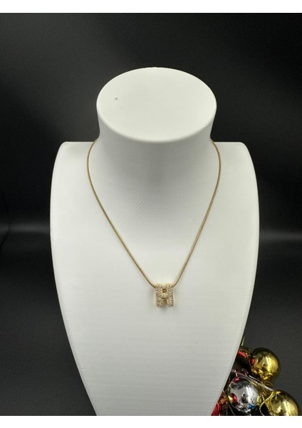 Altın Rengi H Harfi Çelik Kolye