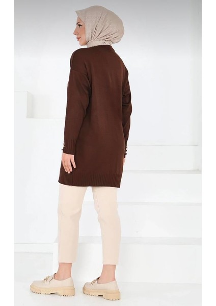 Kol Manşeti Düğmeli Hırka