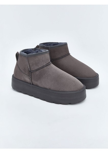 Yeni Sezon Süet Görünümlü Kadın Bot