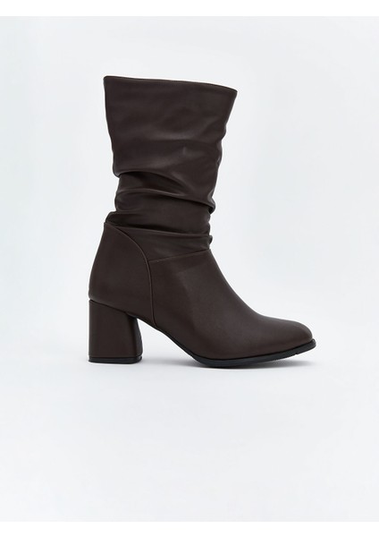 Yeni Sezon Deri Görünümlü Kadın Çizme fiyatları