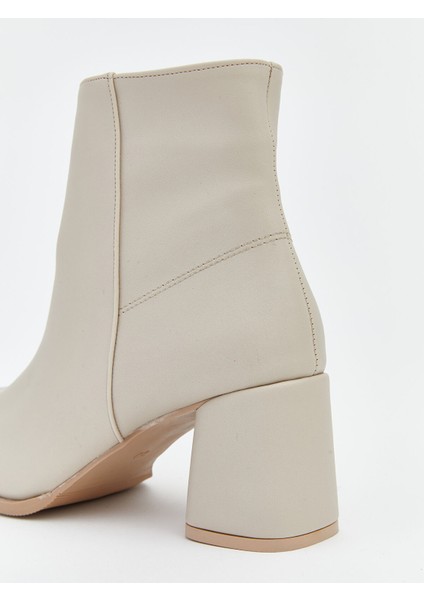 Yeni Sezon Deri Görünümlü Kadın Topuklu Bot indirimleri