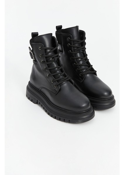 Yeni Sezon Deri Görünümlü Kadın Bot