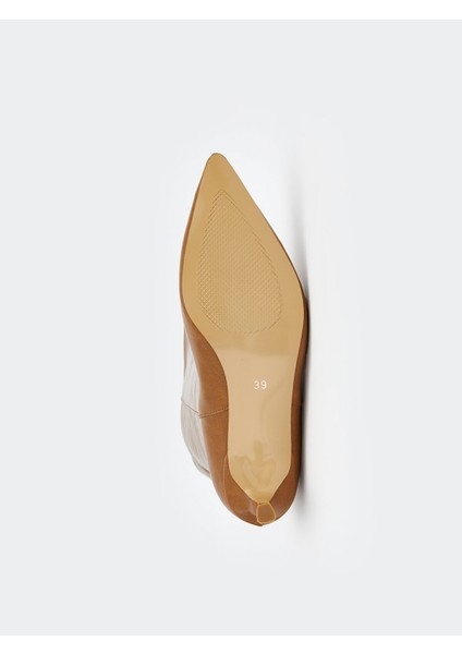 Yeni Sezon Deri Görünümlü Kadın Çizme fırsatları