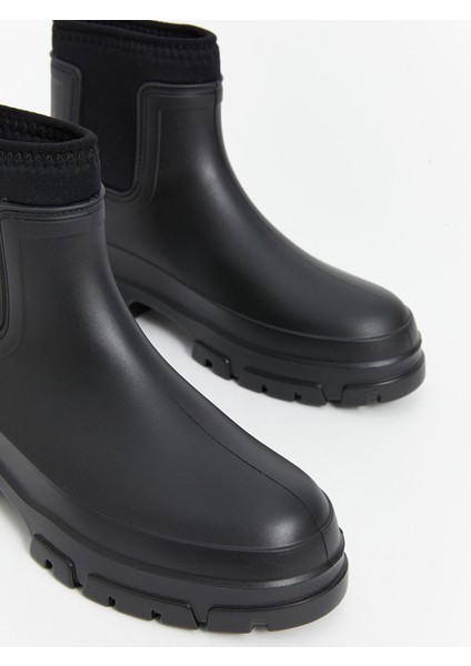Yeni Sezon Deri Görünümlü Kadın Yağmur Botu modelleri