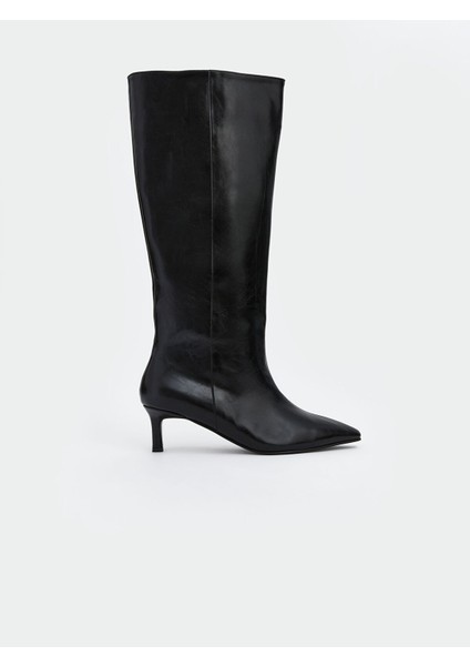 Yeni Sezon Deri Görünümlü Kadın Çizme fiyatları