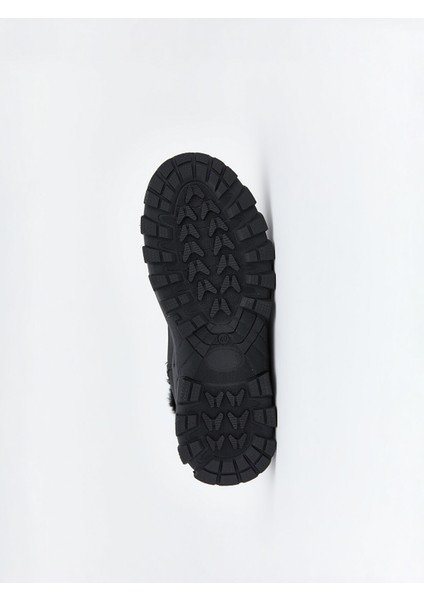 Yeni Sezon Bağcıklı Kadın Kar Botu fırsatları