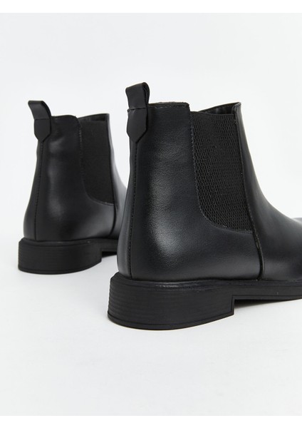 Yeni Sezon Deri Görünümlü Kadın Yağmur Botu indirimleri