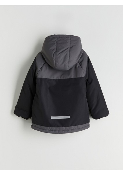 Yeni Sezon Kapüşonlu Renk Bloklu Erkek Çocuk Kayak Montu modelleri