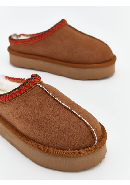 Yeni Sezon Süet Görünümlü Kız Çocuk Ev Ayakkabısı modelleri
