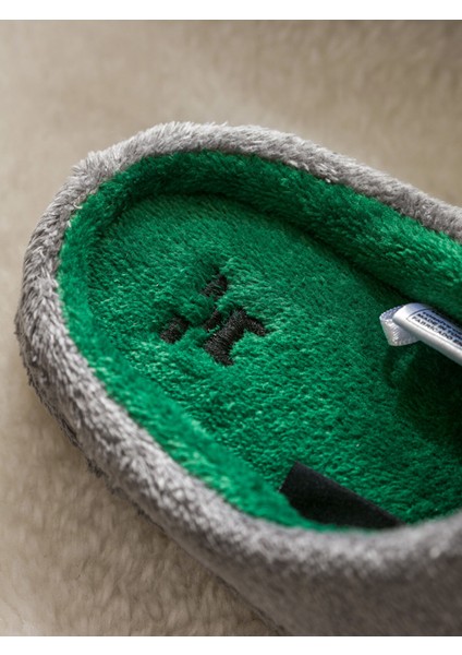 Yeni Sezon Minecraft Nakışlı Erkek Ev Terliği modelleri