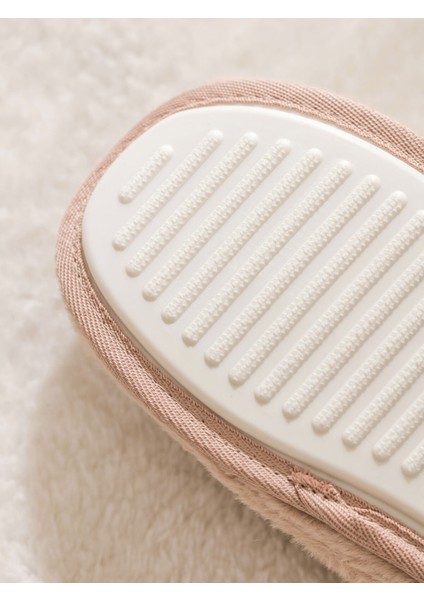 Yeni Sezon Ayı Teddy Nakışlı Pelüş Kadın Ev Terliği indirimleri