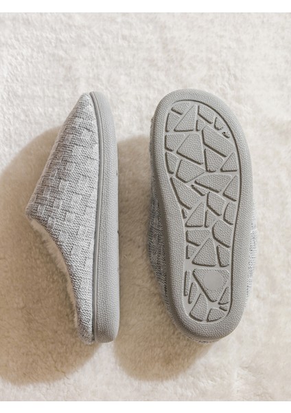 Yeni Sezon Içi Kürklü Kadın Ev Terliği fırsatları