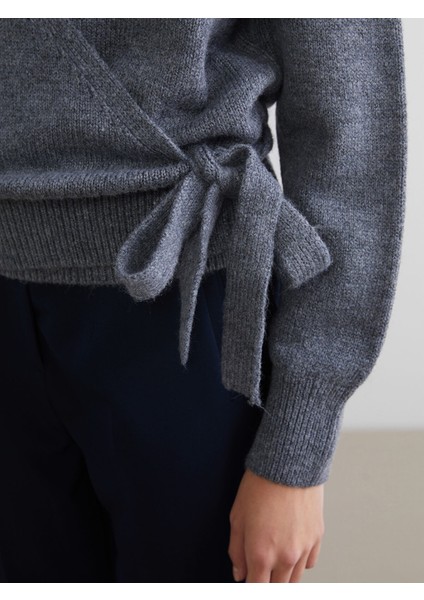 Yeni Sezon Kruvaze Yaka Kadın Triko Kazak modelleri