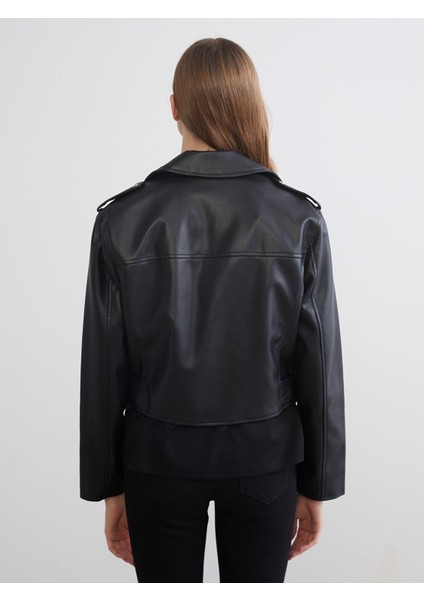 Yeni Sezon Gömlek Yaka Kadın Deri Görünümlü Ceket indirimleri