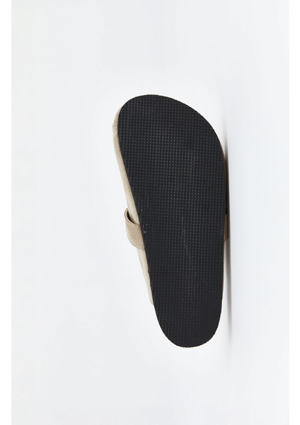 Yeni Sezon Süet Görünümlü Kadın Ev Terliği fırsatları