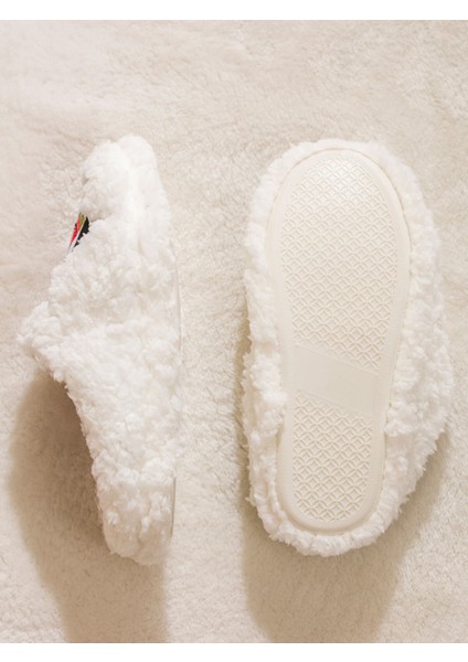 Yeni Sezon Penguen Nakışlı Kadın Ev Terliği fırsatları