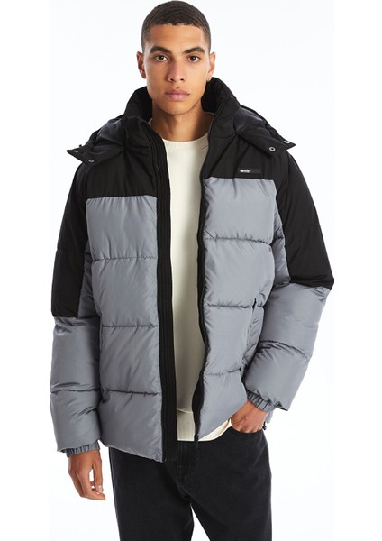 Yeni Sezon Standart Kalıp Kapüşonlu Erkek Şişme Mont