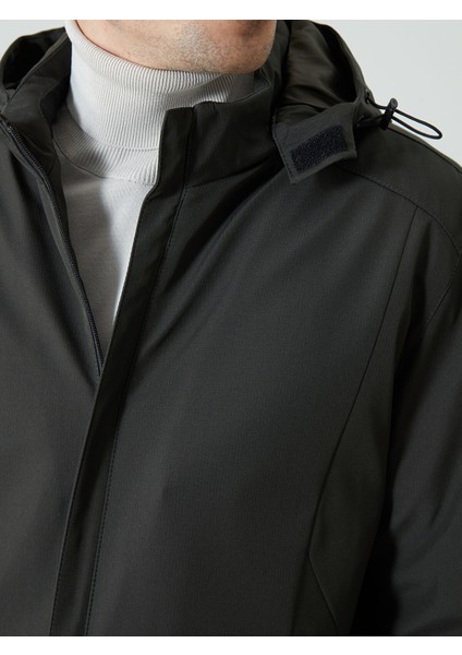 Yeni Sezon Standart Kalıp Kapüşonlu Erkek Mont modelleri