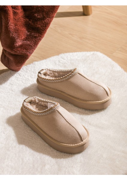 Yeni Sezon Süet Görünümlü Kız Çocuk Ev Ayakkabısı fiyatları